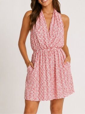 sleeveless dress deep V-neckline and an elasticized waist xs